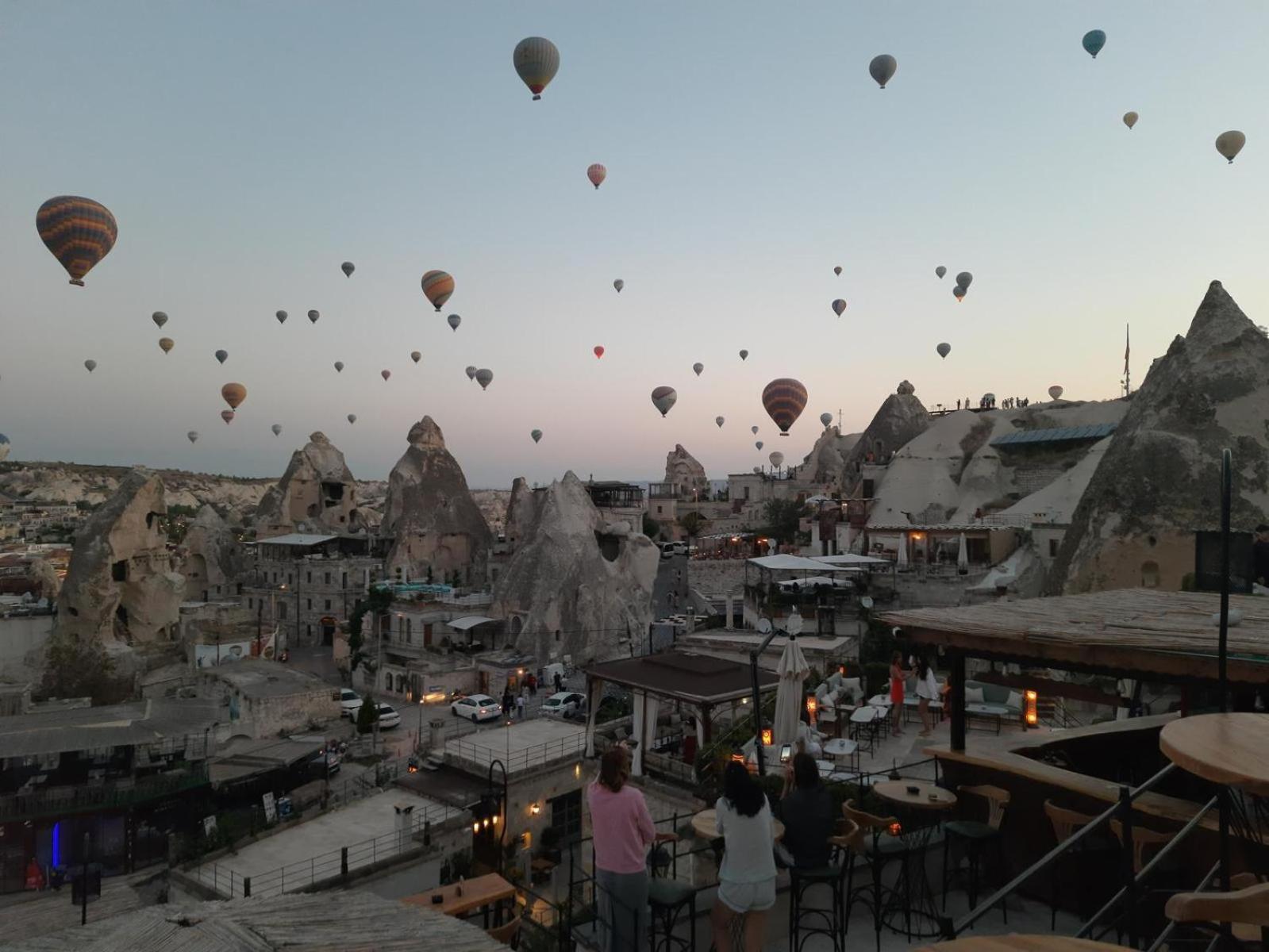 Mia Cappadocia Cave Hotel Göreme Exteriör bild
