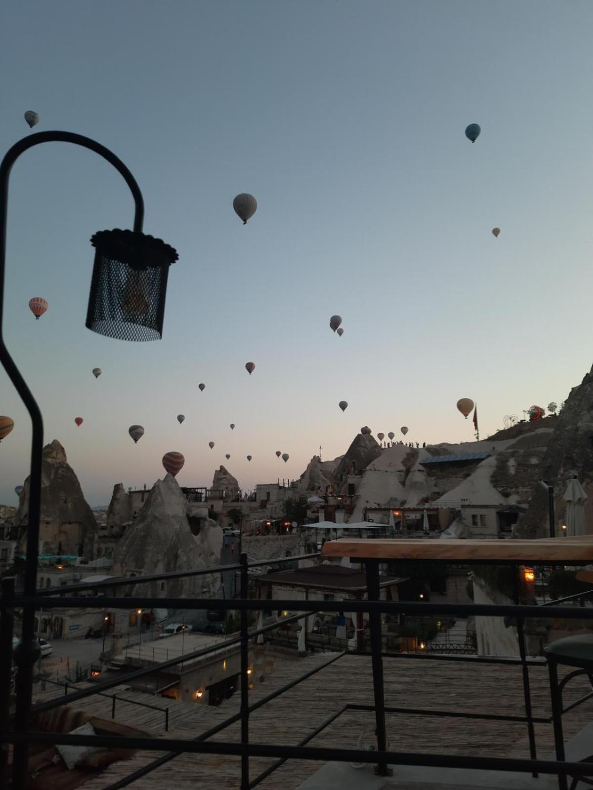 Mia Cappadocia Cave Hotel Göreme Exteriör bild